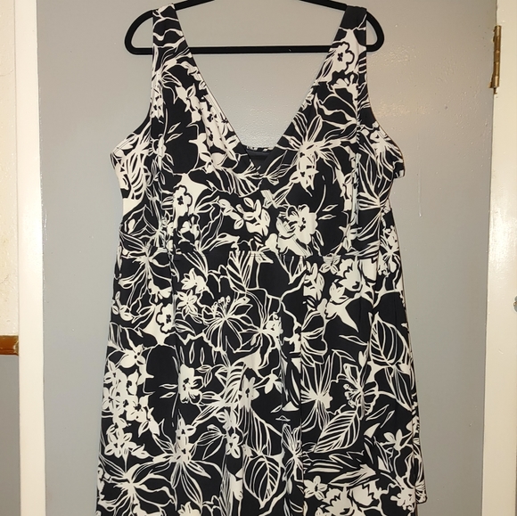 Swimsuits for All One Piece Floral Swimdress Size 34 - Picture 12 of 12